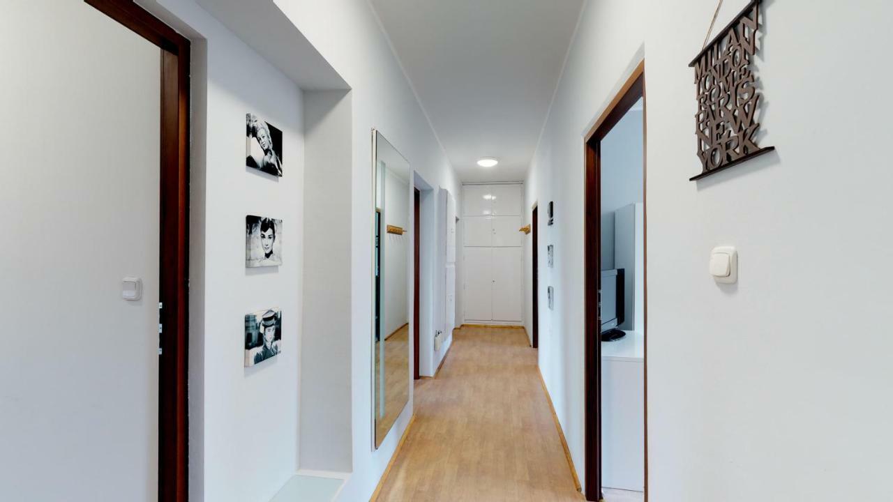 New Whitehouse Rooms Gdansk Bagian luar foto
